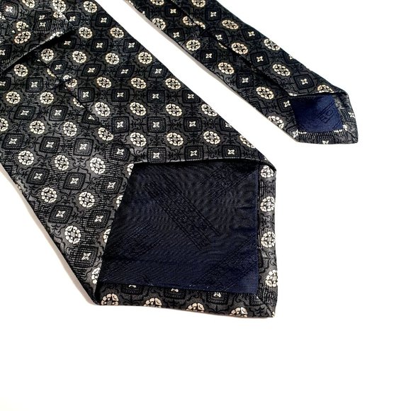 Roundtree Yorke Mens Necktie Tie Designer Vintage Accessory Work Office Dad Gift - Picture 5 of 5